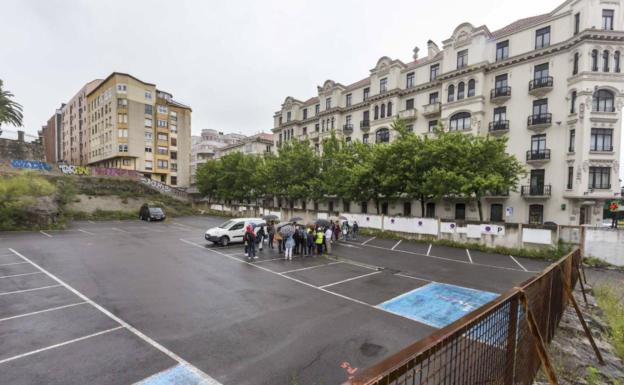 En el solar de Puertochico comenzarán en febrero las obras del futuro Museo de Prehistoria. 