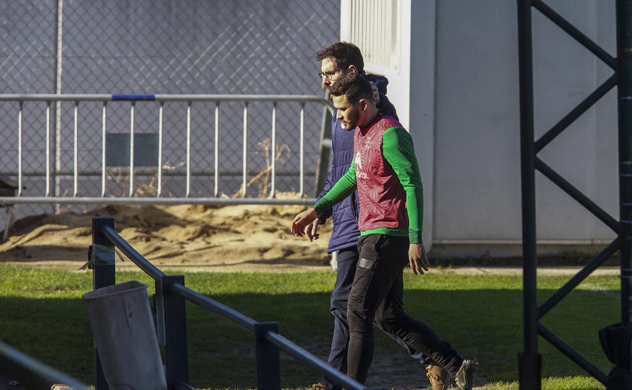 Matheus abandona la sesión en La Albericia.