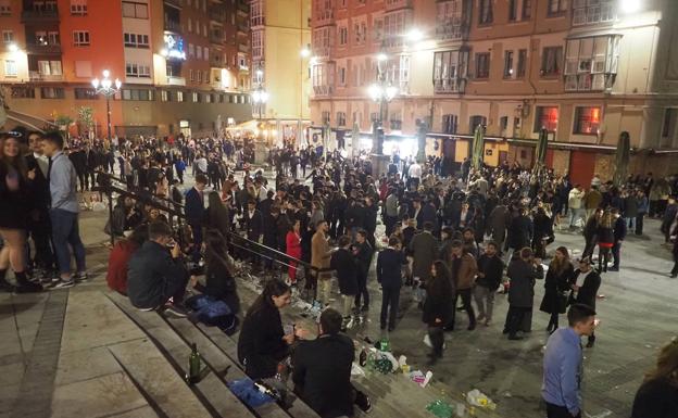 La plaza de Cañadío es la principal zona de ocio nocturno de Santander.