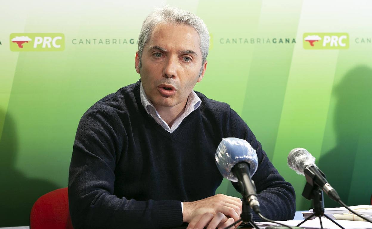 El concejal del PRC, Ángel Llano 