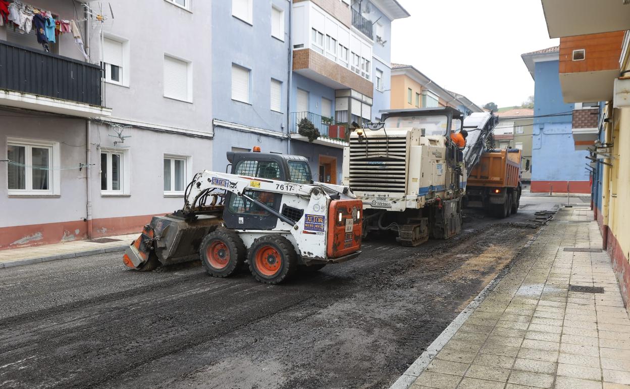 El plan de asfaltado «más ambicioso hasta la fecha» terminará de ejecutarse en febrero