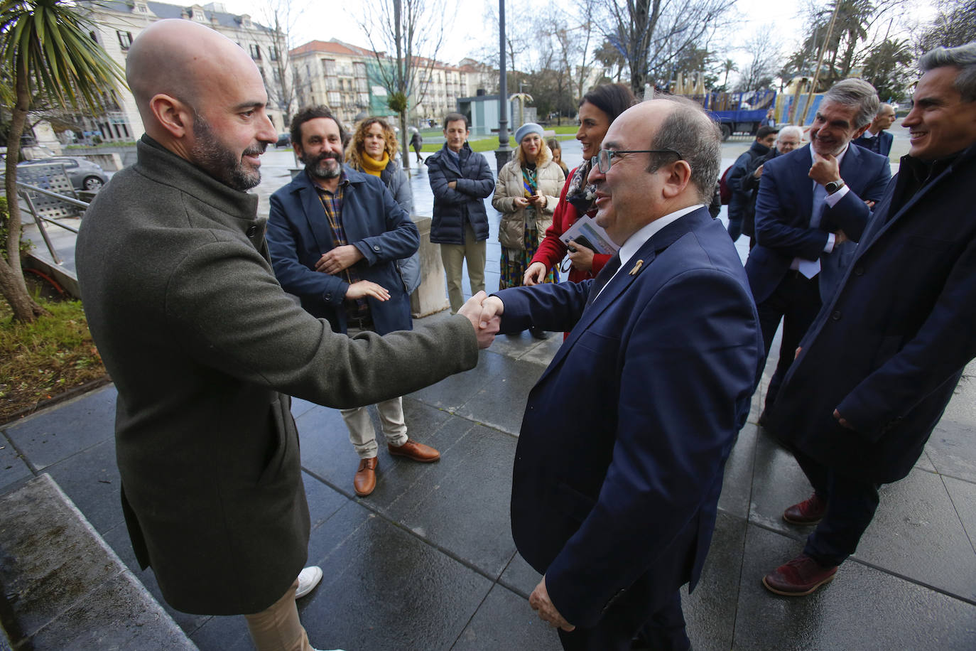 Fotos: Miguel Iceta visita el Archivo Lafuente y el edificio del Banco de España