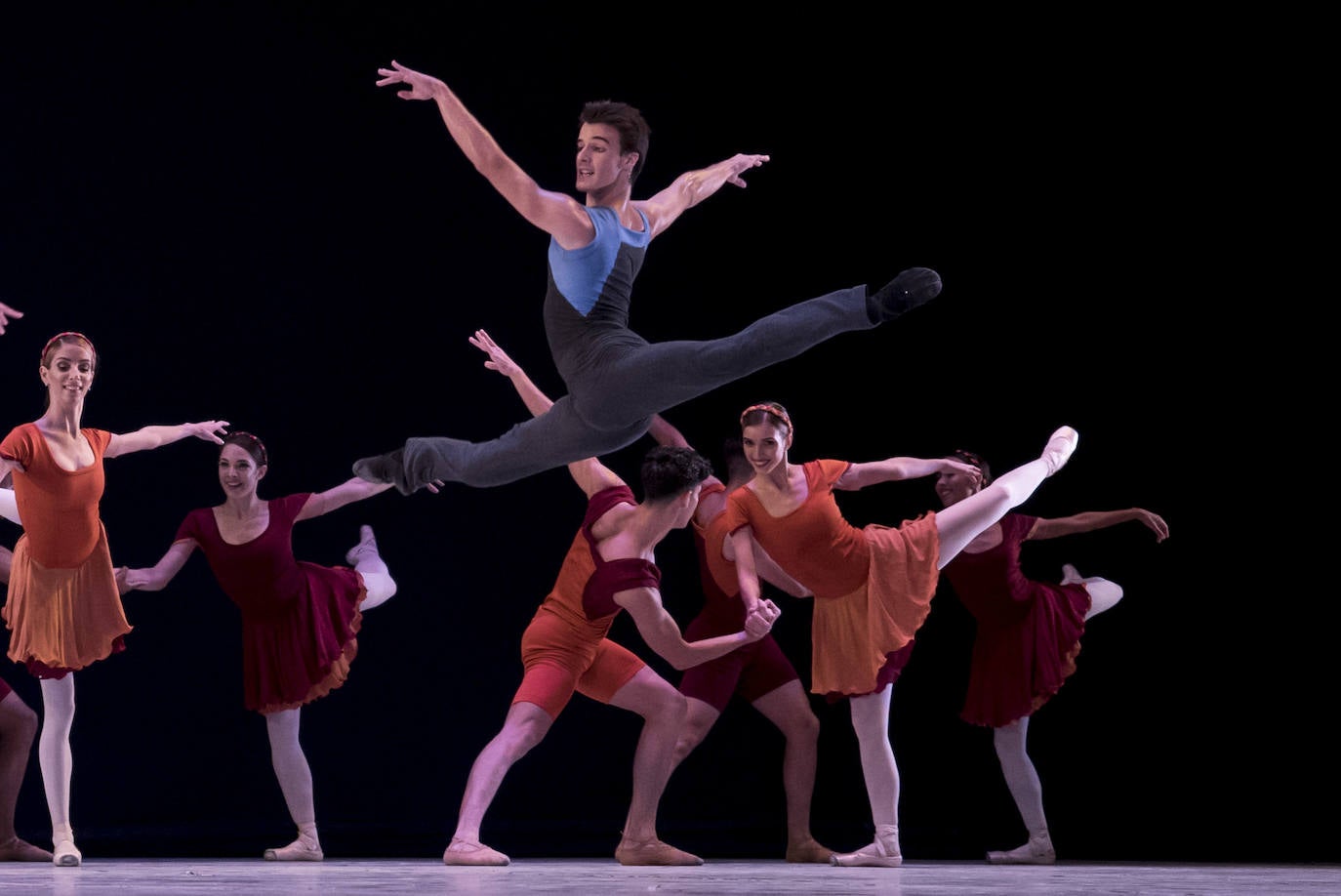 Ballet Nacional de Cuba con el programa Love fear loss | Tres preludios | Concierto Dsch | Séptima Sinfonía. Viernes 19 de mayo en la sala Argenta a las 19.30 horas.