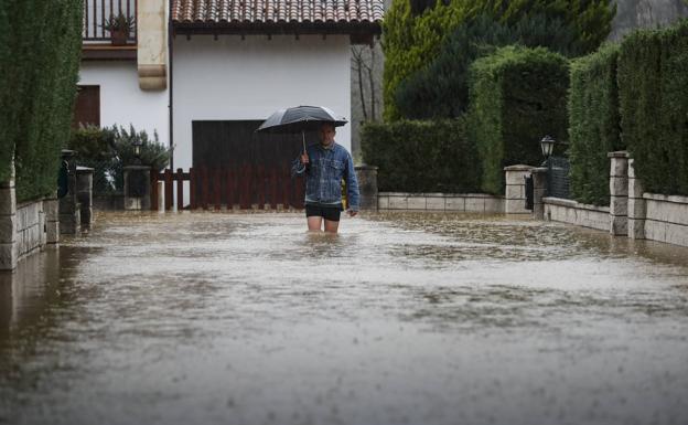 «El valle es un embalse, no he visto cosa igual»