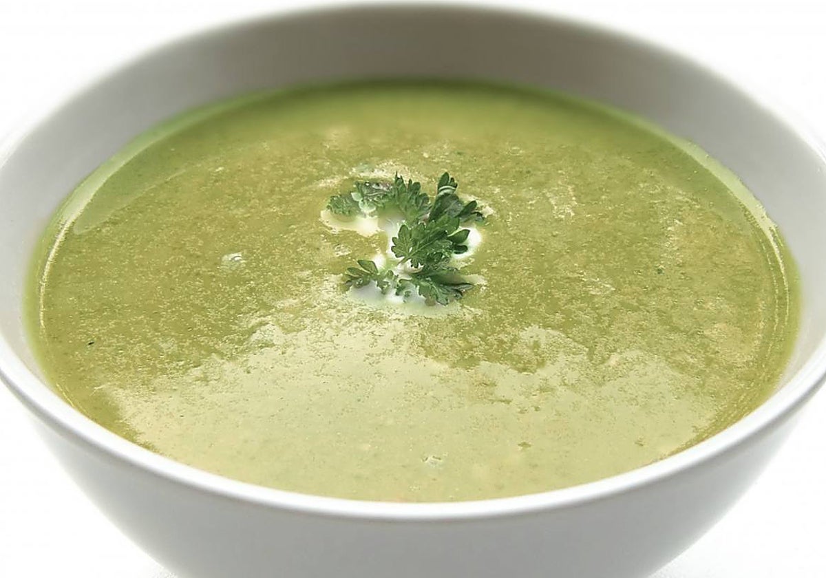 Sopa de pepino al yogur.