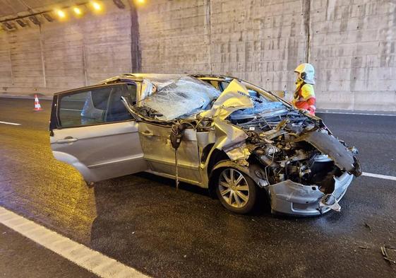 Estado en el que ha quedado el turismo accidentado.