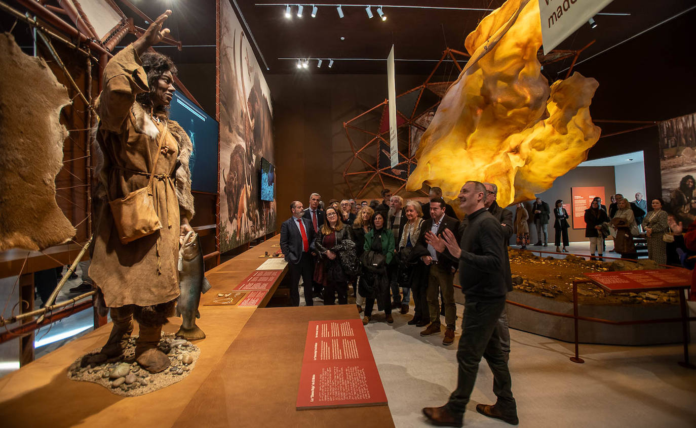 El nuevo centro expositivo consta de. 500 metros cuadrados con muestras permanentes sobre el paleolítico y el patrimonio rupestre de Cantabria