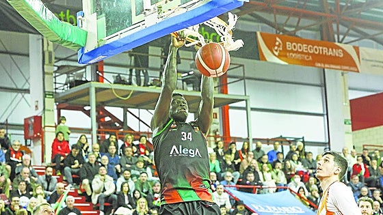Un gran Alega cae ante el Coruña