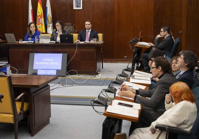 La alcaldesa, Gema Igual, y la bancada del PSOE en el Pleno de esta mañana.