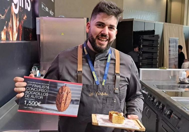 Pablo Cadavid, con el diploma y el pincho ganador.