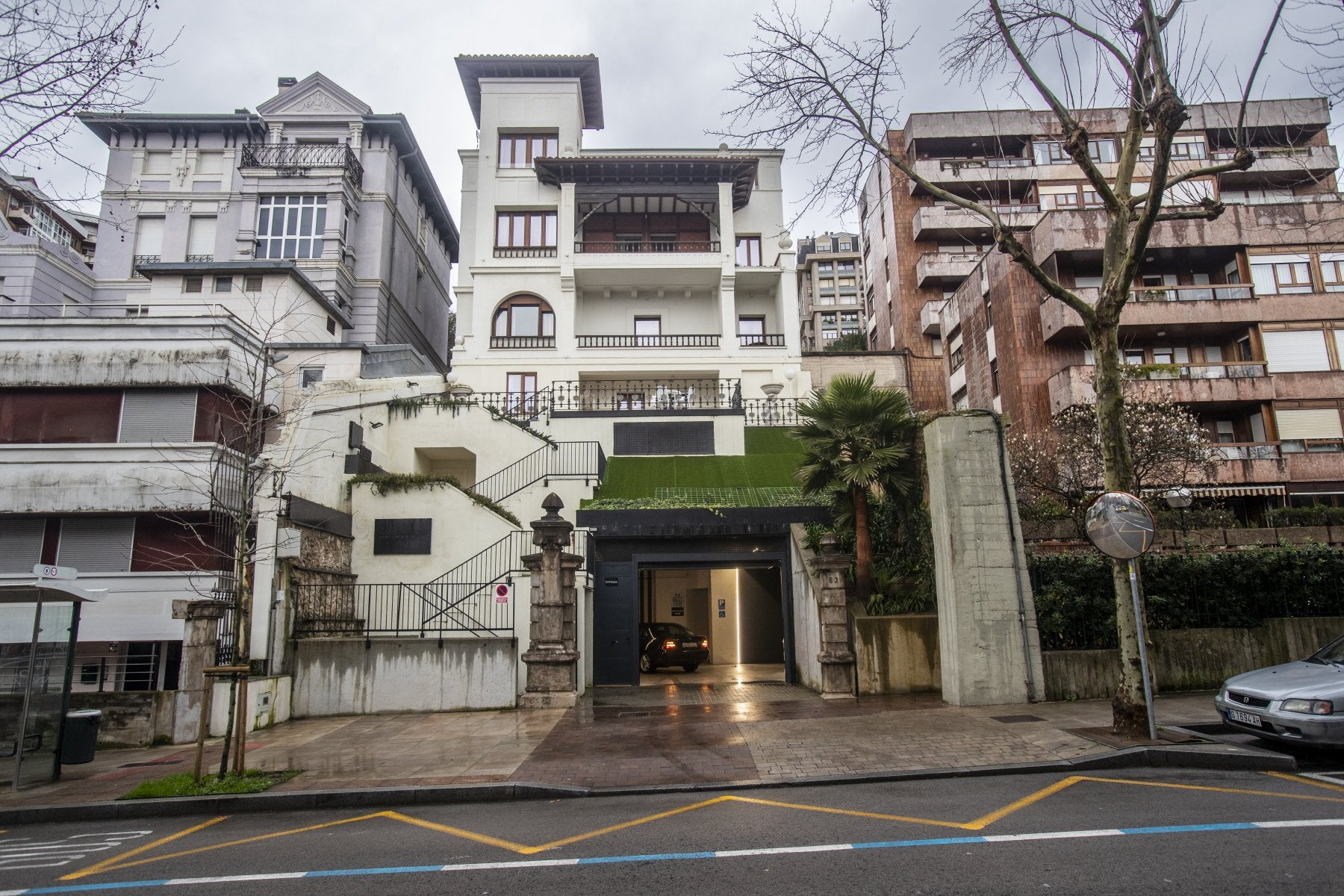 El hotel Royal Suite Santander, en Menéndez Pelayo, que ahora se vende por apartamentos.