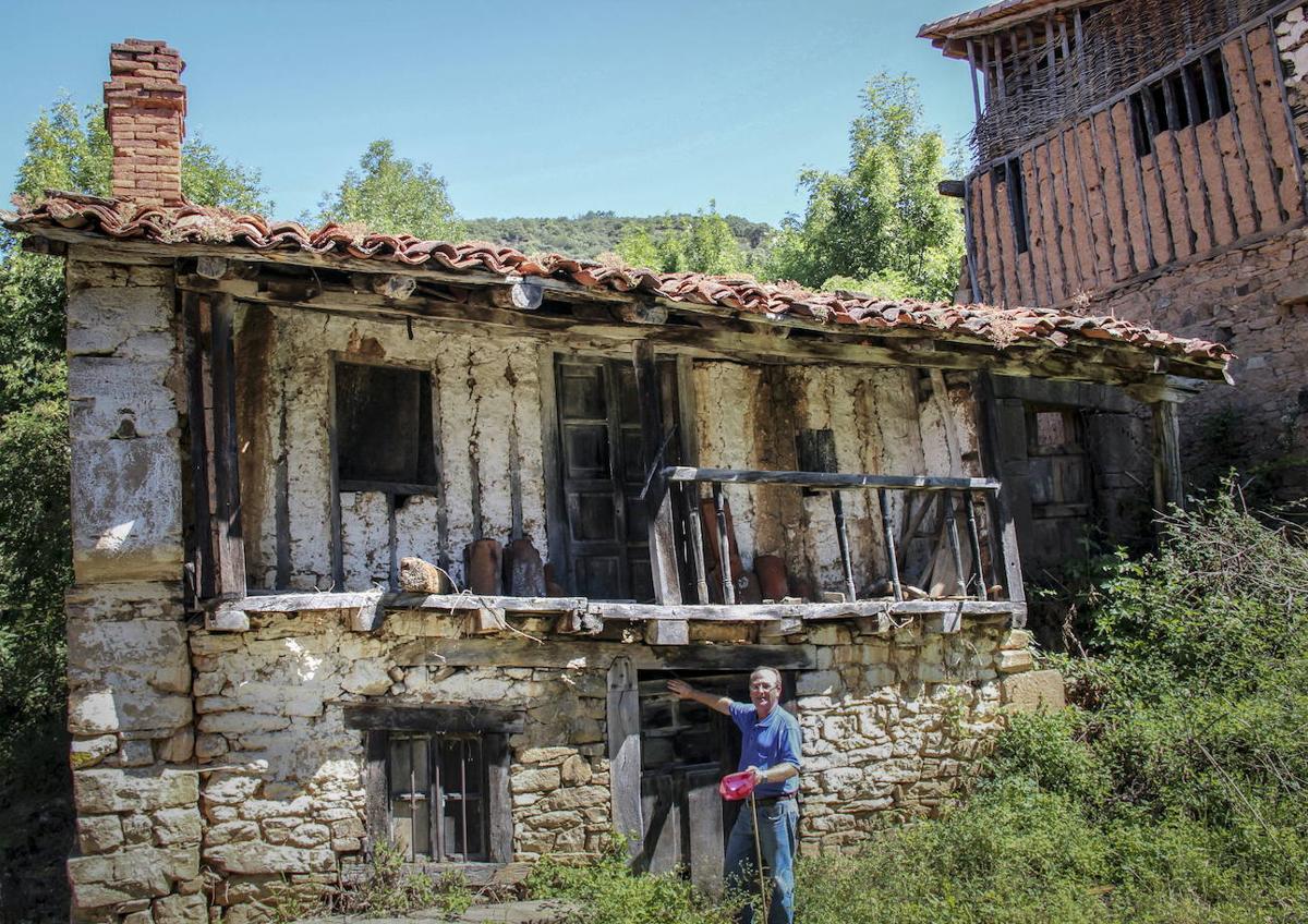Imagen secundaria 1 - Una inmobiliaria de lujo pone a la venta un pueblo abandonado de Liébana por 380.000 euros
