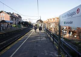 Estación de Boo de Piélagos, donde murió Carlos Cubillas, de 21 años, el sábado.