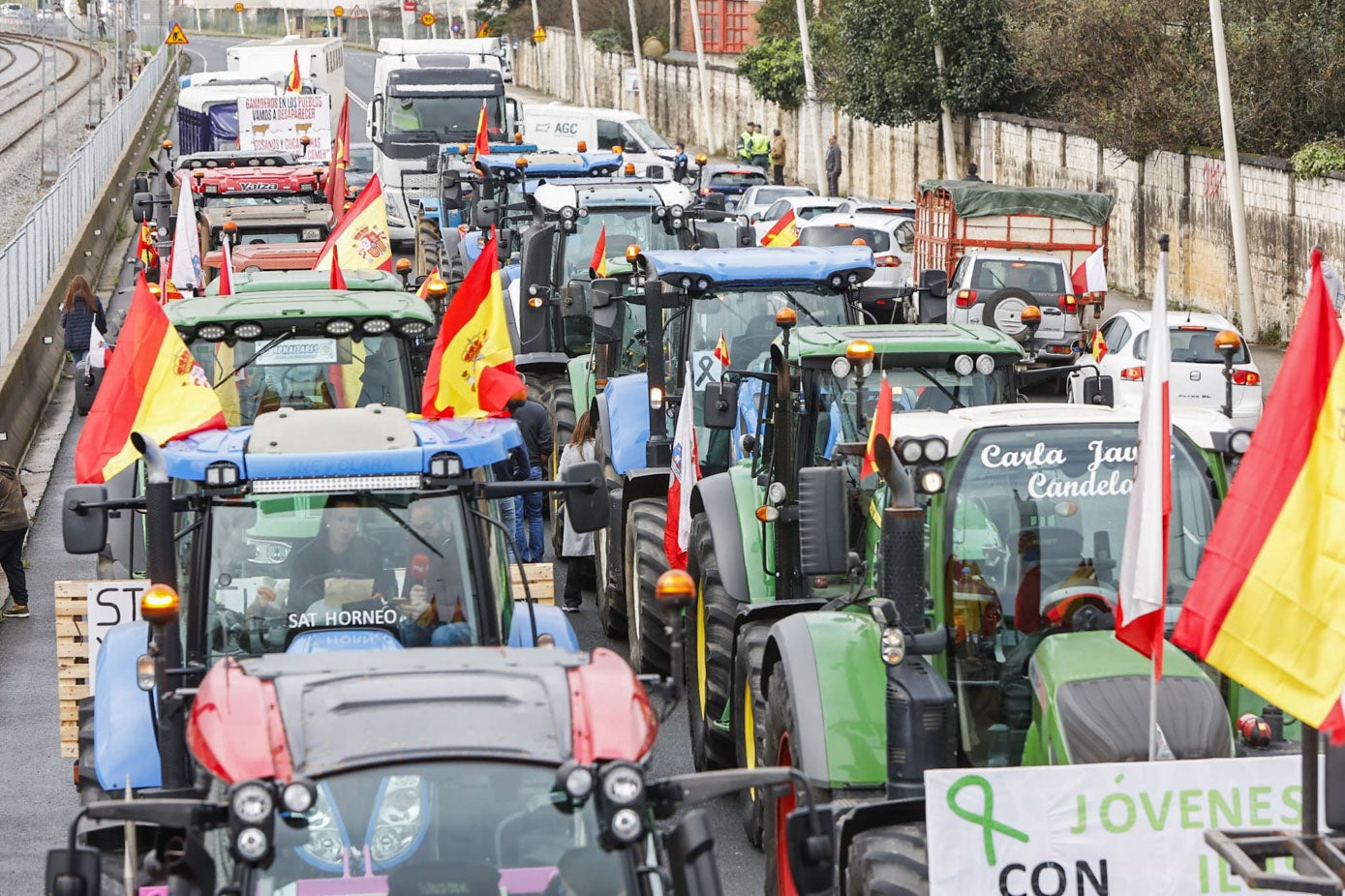 La cabeza de la tractorada arrancó pasadas las doce del mediodía.