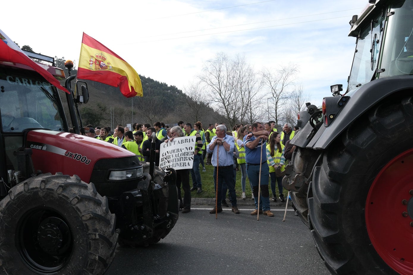 l iniciar la marcha hacia ella se produjeron algunas cargas policiales y hubo instantes de máxima tensión.