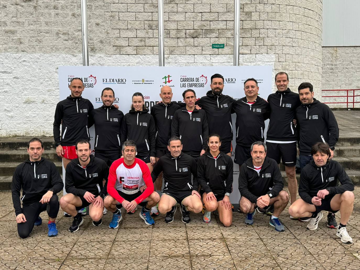 Quince hombres y dos mujeres integraban la formación de Reinosa Forgins Castings.