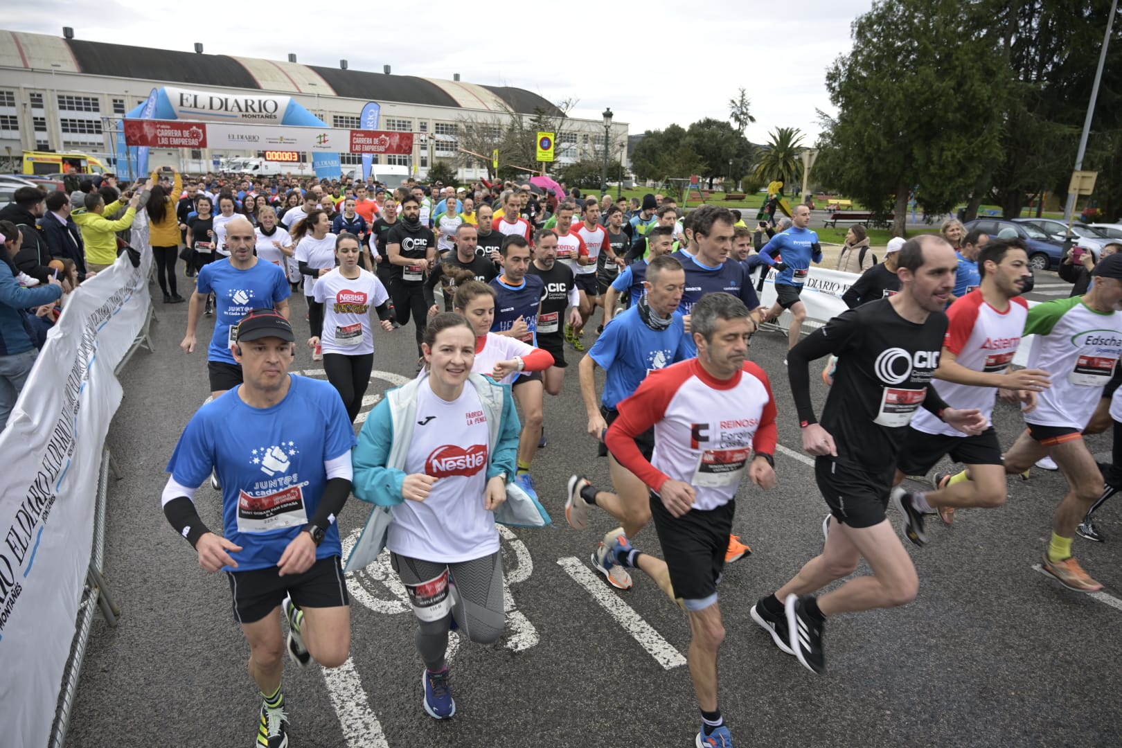 Fotos: Las imágenes de la carrera disputada en Torrelavega