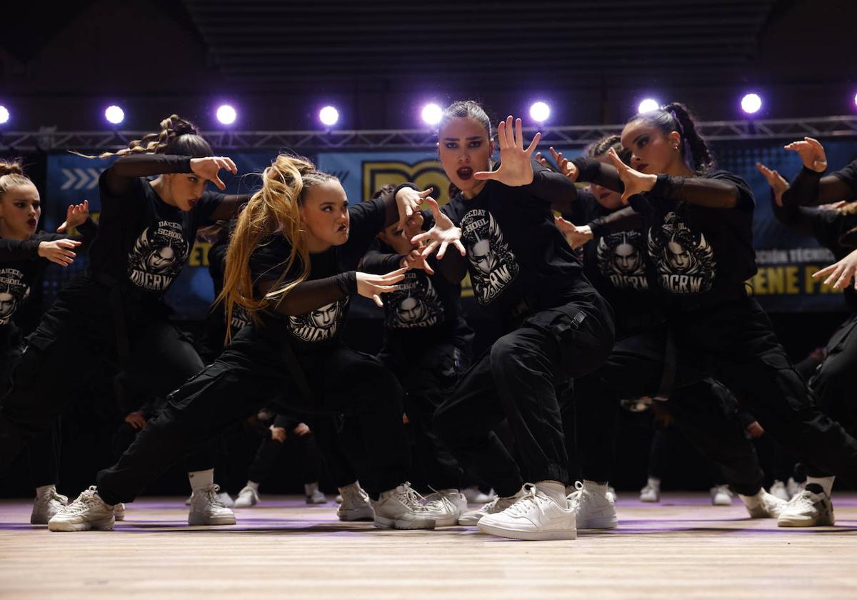Por la tarde el público disfrutó de coreografías llenas de creatividad y fuerza.