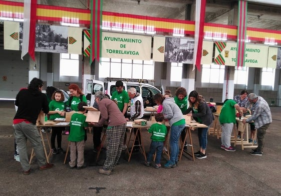 Participantes y voluntarios de la iniciativa, en la edición de este taller celebrada en 2018.