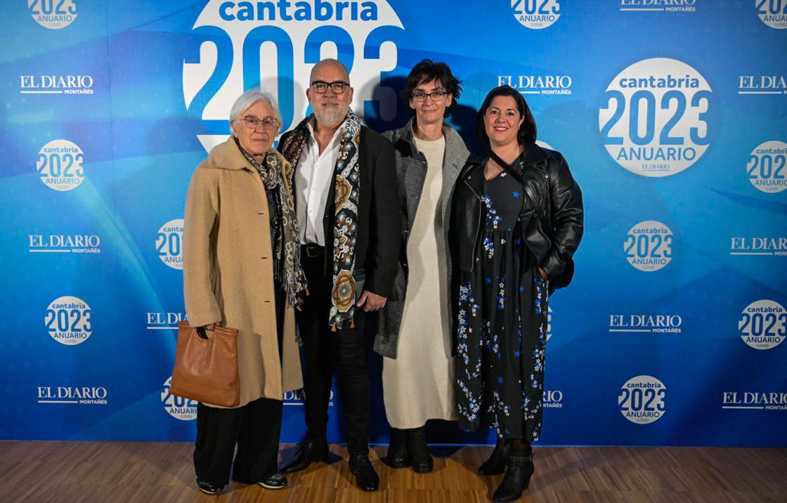 Consuelo Gómez, Luis Saiz, Mónica Pérez y Soraya González