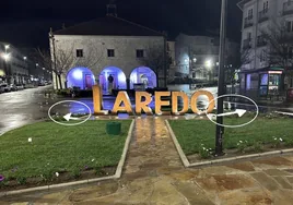 Letras de Laredo en la rotonda de la plaza Cachupín.