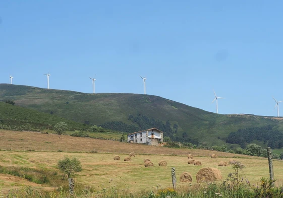 Molinos del parque eólico de Soba.