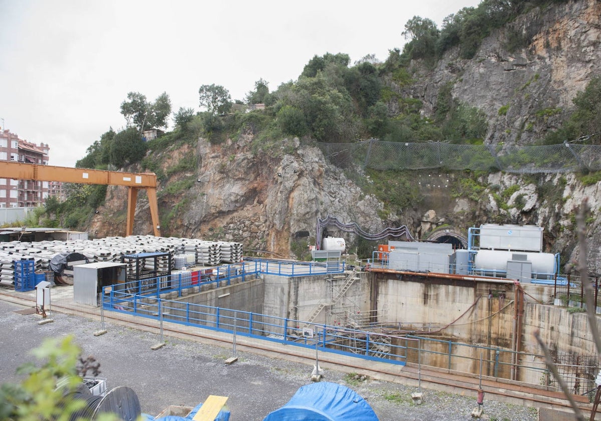 La estación de bombeo del subfluvial en el barrio de Santoñuca.