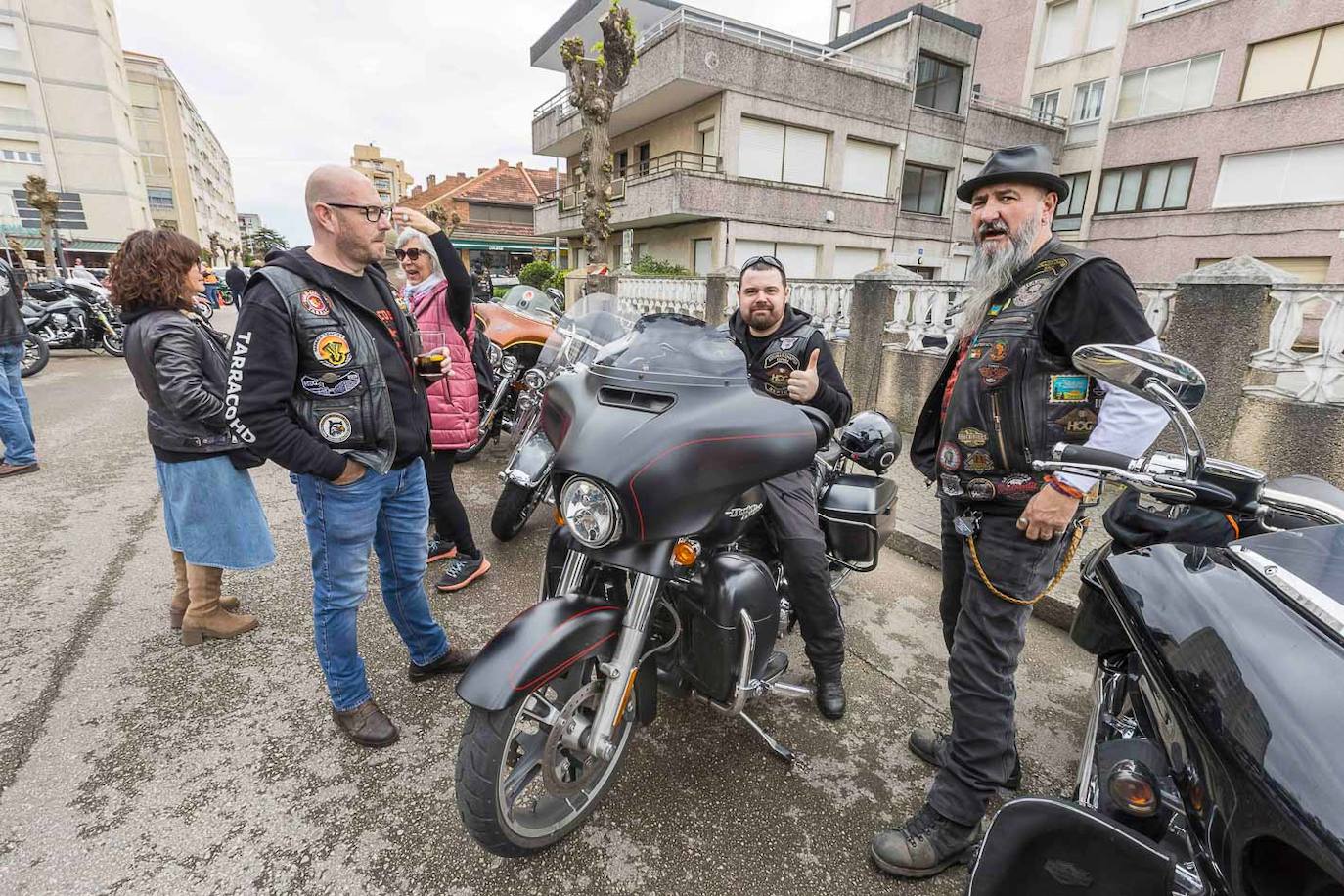 Los moteros se concentraron en el bar Harley Ever de Laredo.