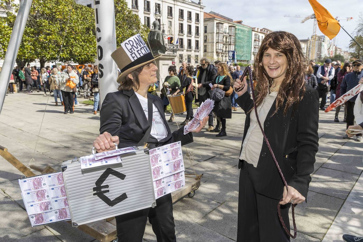 Participantes en la performance. 