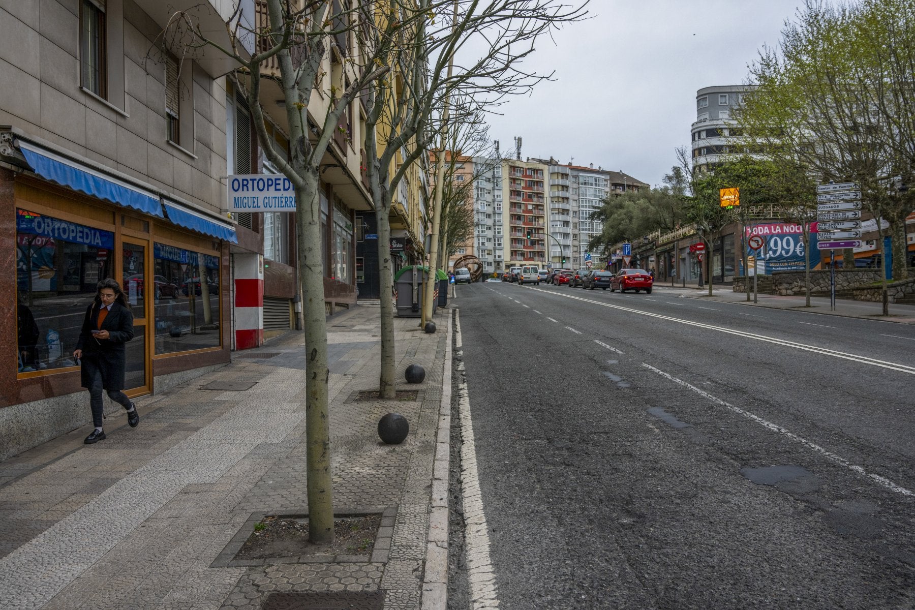 Tramo de la calle Jerónimo Sainz de la Maza, que forma parte de la N-623, y que será renovada.