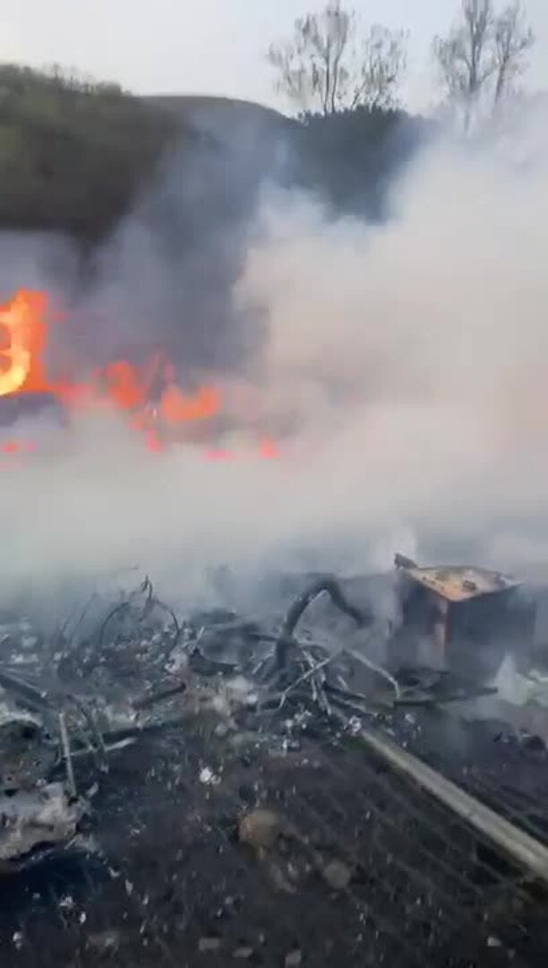 Incendio en el camping de Sopeña (Cabuérniga)