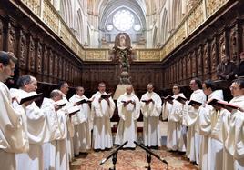 La agrupación Schola Antiqua, especializada en canto gregoriano y visigótico, durante uno de sus conciertos.