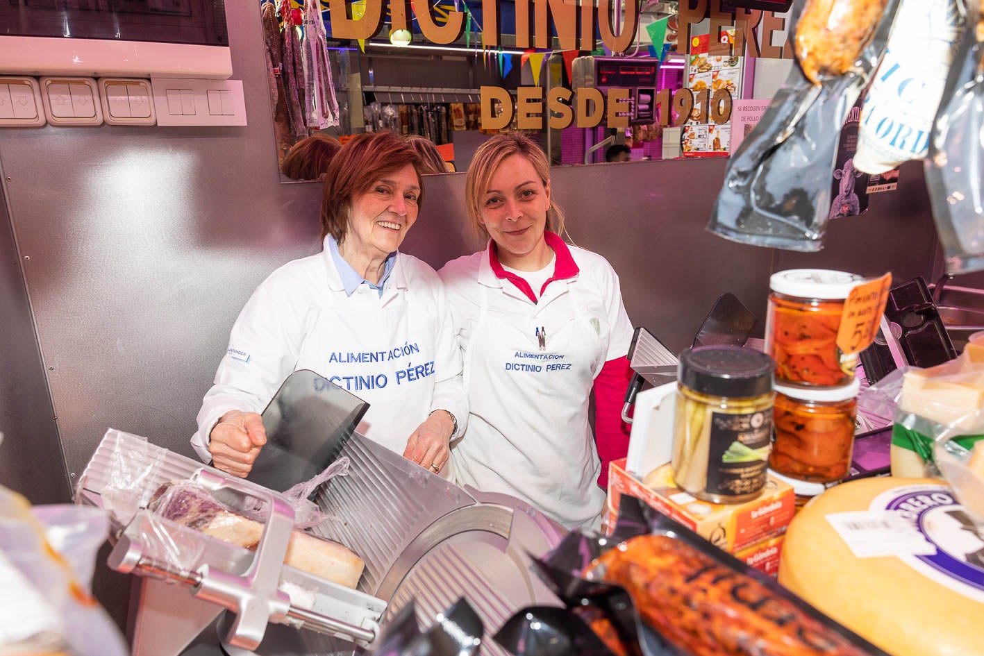 Nuria de la Fuente y Mari Luz Pérez