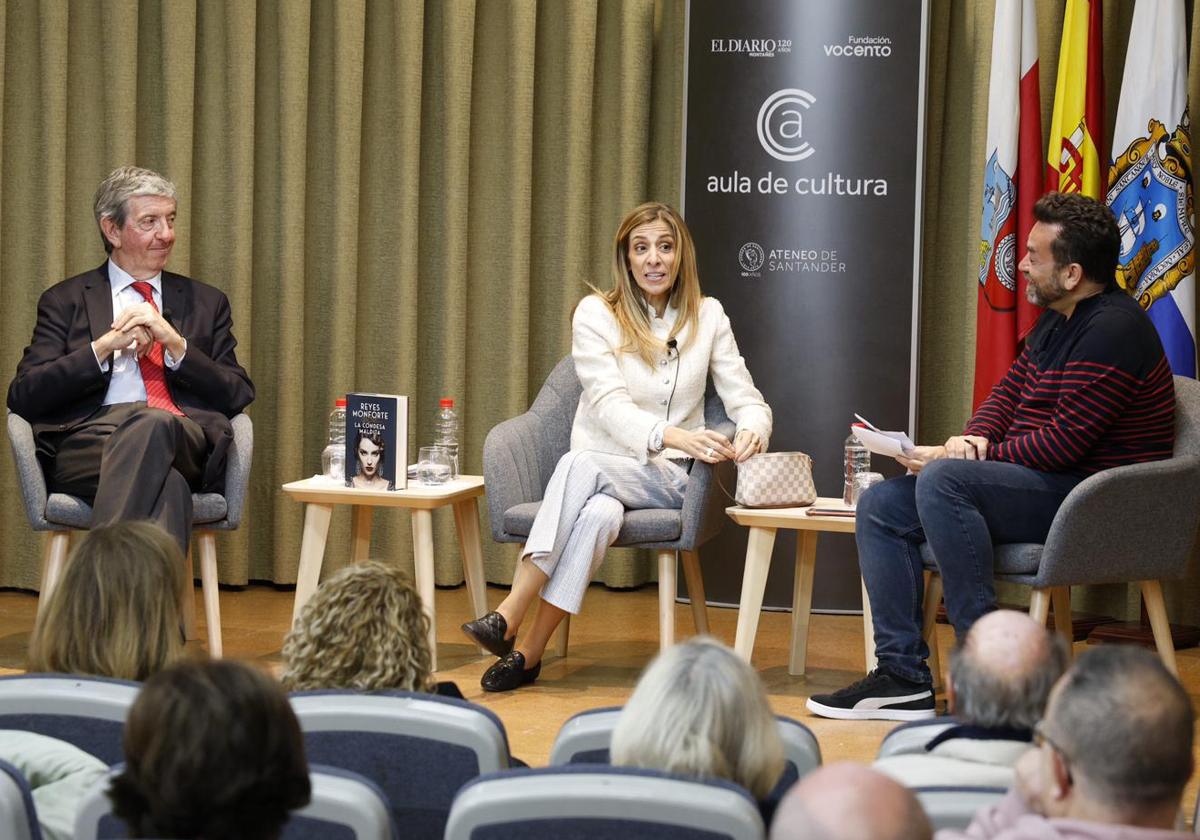 Luis Revenga, Reyes Monforte y Javier Llamazares.