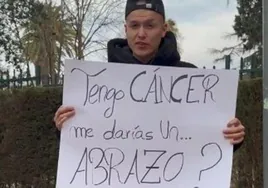 Imagen de Alejandro Bernabé en el vídeo que se ha hecho viral en TikTok.