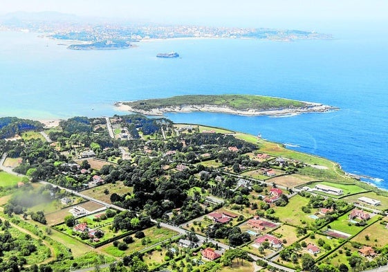 Terrenos de Loredo donde se levantará un campo de golf.