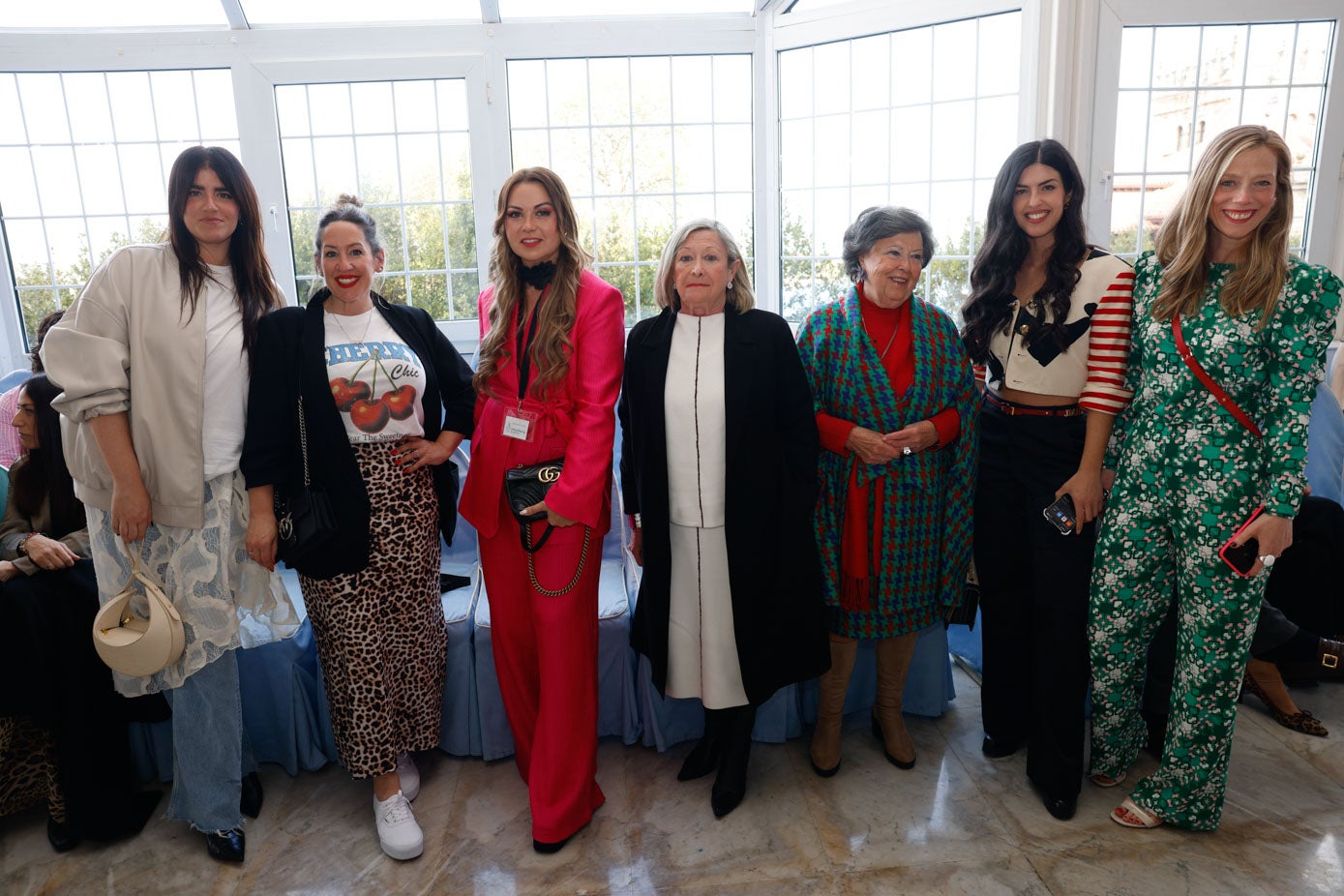 Carolina Bruneli, Andrea Castillo, Laura González, María Luz Ruiz, Carmen Carrión, Gabriela Fernánde y Natalia Antón.