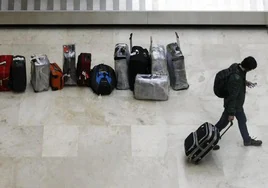 Hasta 3.900 euros para los emigrantes que quieran volver de visita a Cantabria