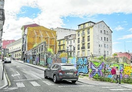 Solares vacíos en la zona del Cabildo de Arriba, un barrio que lleva décadas sumido en un progresivo deterioro.