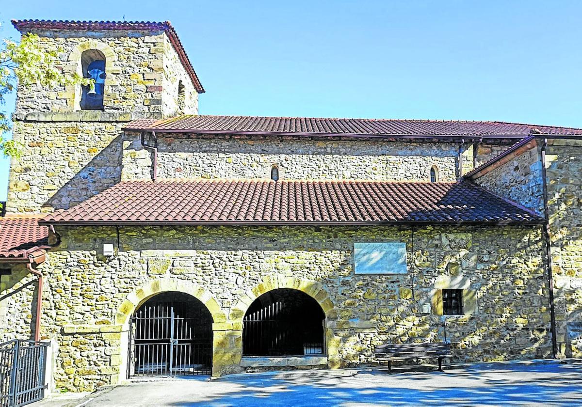 Exterior de la iglesia de Bádames.