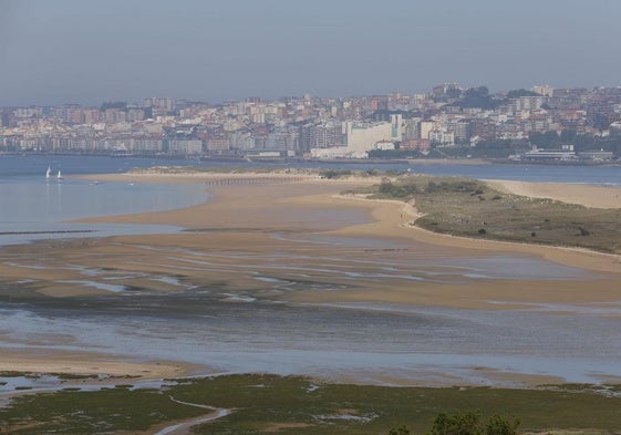 Alerta por la inminente ruptura del Puntal que complicará la navegación en la bahía