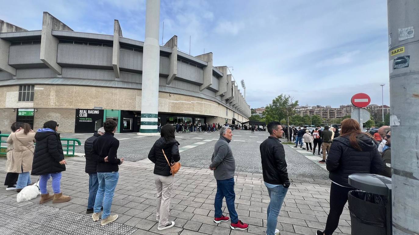 El Racing ha puesto a la venta 7.000 entradas para el partido contra el Real Zaragoza