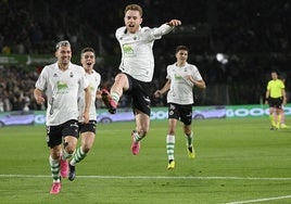 Peque celebra un gol ante elEldense.