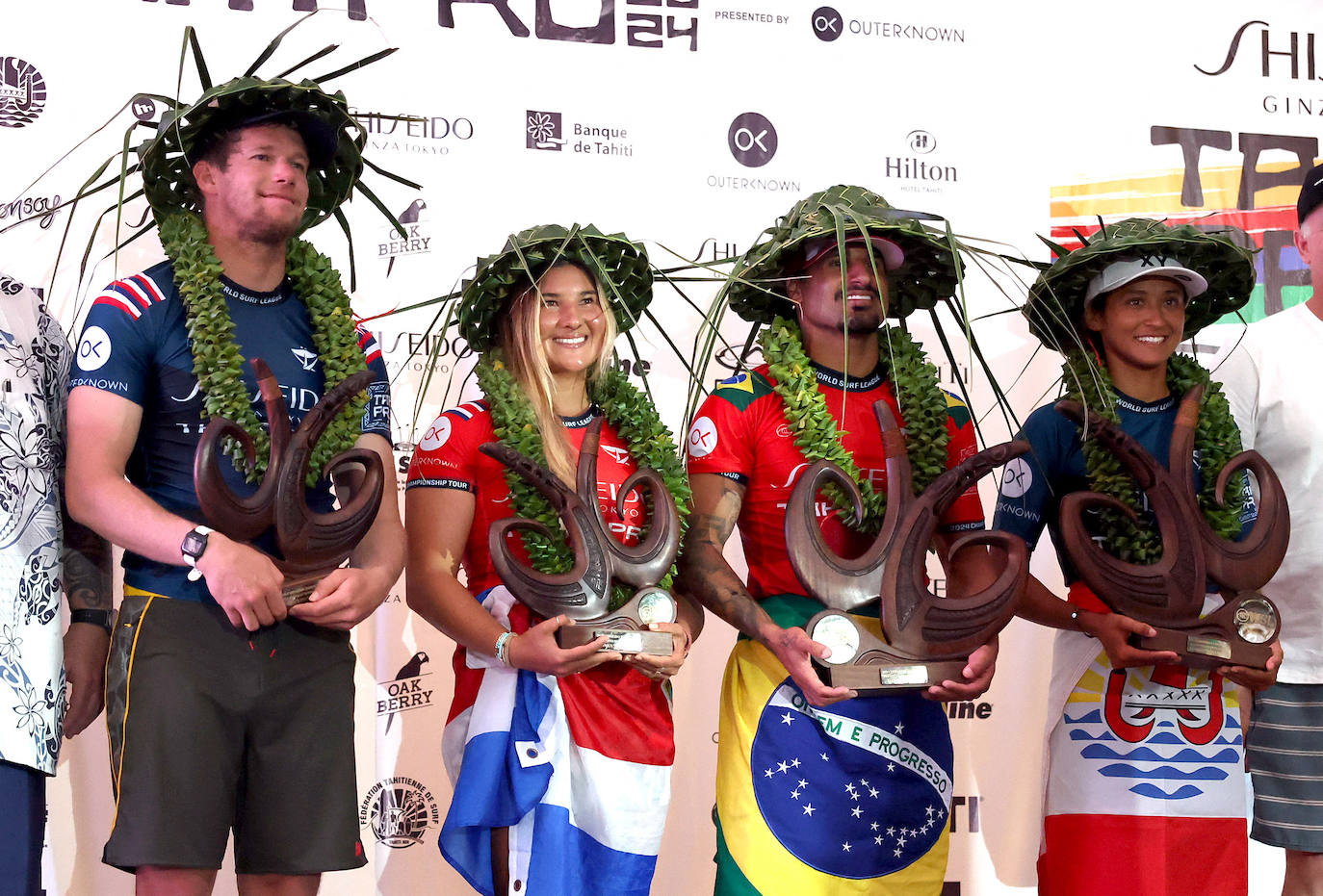 Finalistas de la prueba del WSL, en Tahití.