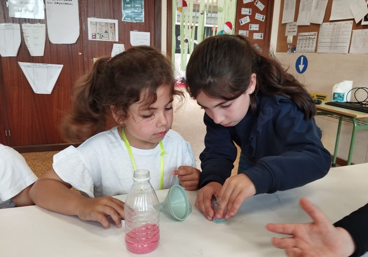 Un colegio con mucho arte en Ribamontán al Mar