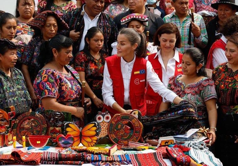 La Reina ha estado tres días en Guatemala conociendo proyectos de desarrollo del país,