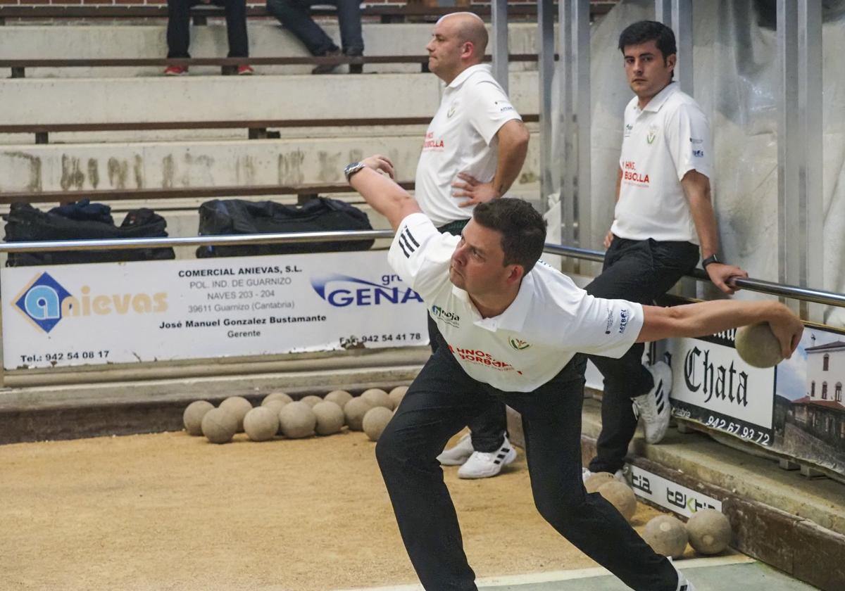 David Cecín lanza para Borbolla ante Mario Borbolla y Jonathan García.