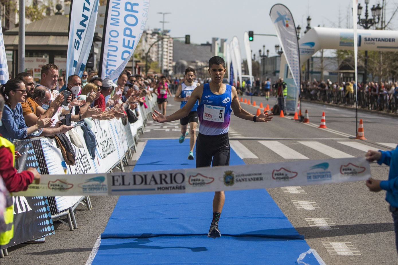 El 27 de marzo de 2022 cruza como ganador la línea de meta de la Milla de Santander. Para aquel momento ya había dejado el Atletismo Torrelavega para enrolarse en el Sports Athletics.