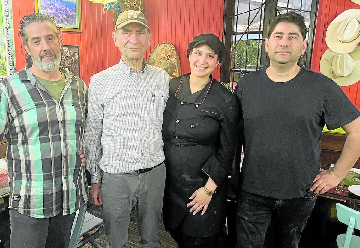 Javier Muñiz, Paco González Rascón, Lily Borges y Nacho González Otero.