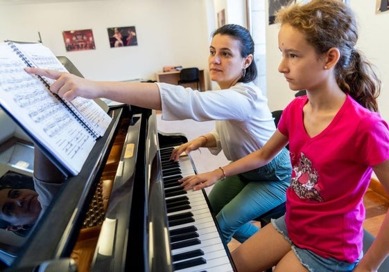 Imagen de una de las actividades lectivas de la Fundación Albéniz durante el periodo estival.